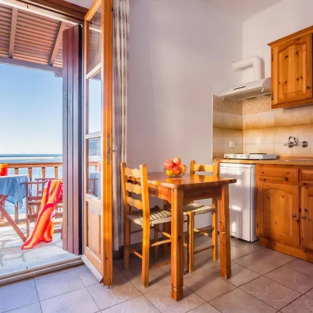 סקופלוס טאון Nikolaos Studios Apartments מראה חיצוני תמונה
