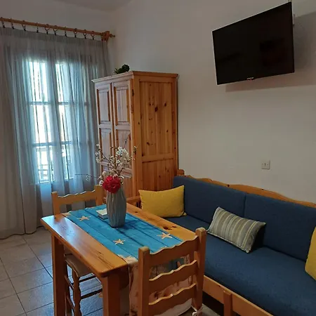 סקופלוס טאון Nikolaos Studios Apartments מראה חיצוני תמונה