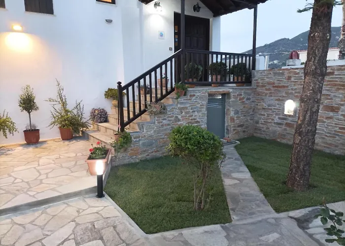 Nikolaos Studios Apartments