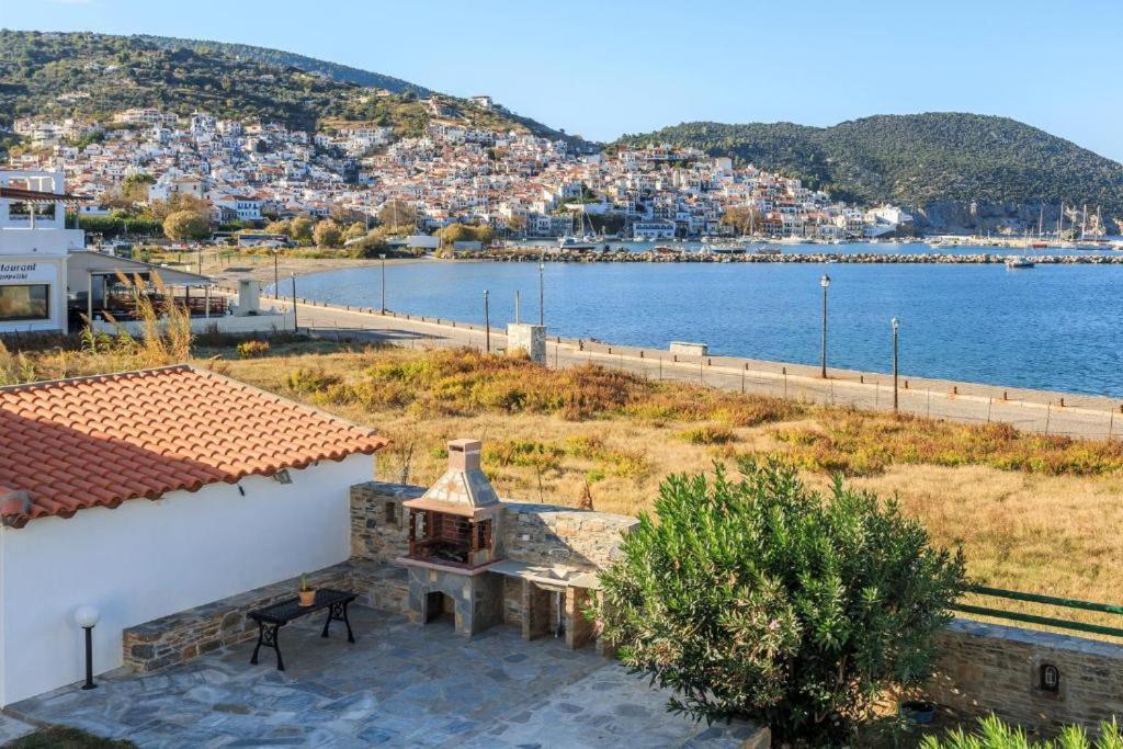 Nikolaos *